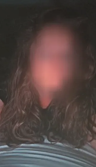 Claudia, 26