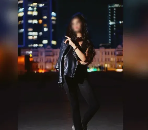 Dilara, 39