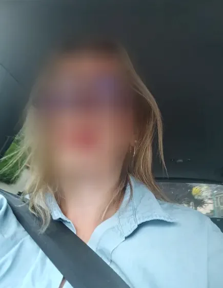 Elena, 34