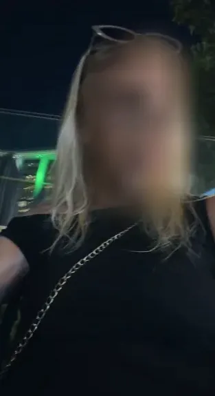 Jana, 18