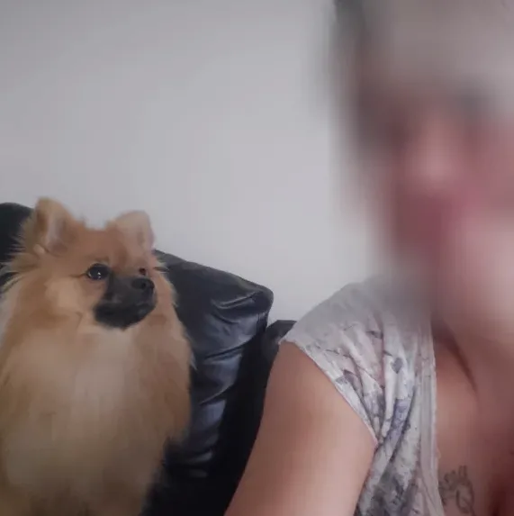 Rosa, 40