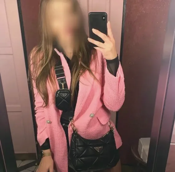 Sarah, 33